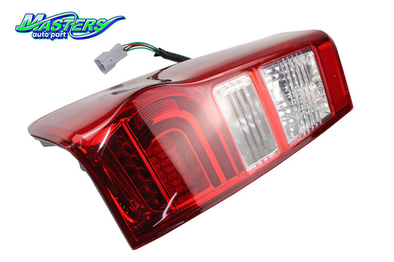 2017 ISUZU DMAX LED Red Tail Light 8982222811 8982222821 89822228212R