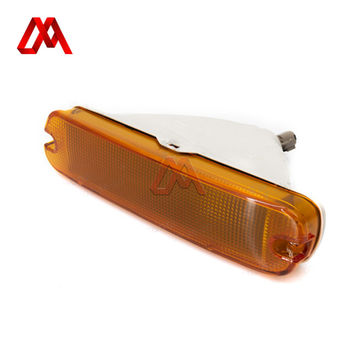 ISUZU FORWARD Front Bumper Left Corner Turn Signal with Bevel Indicator Light 1-82210-203-1