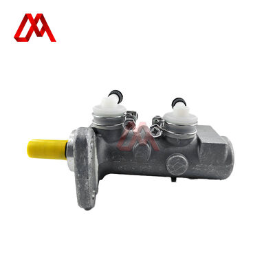 IZUMI Clutch Master Cylinder MK384488 Truck Brake Parts For Mitsubishi Fuso Canter FE