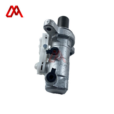 47207-37170 Brake Master Cylinder Assembly for ISUZU HINO 300