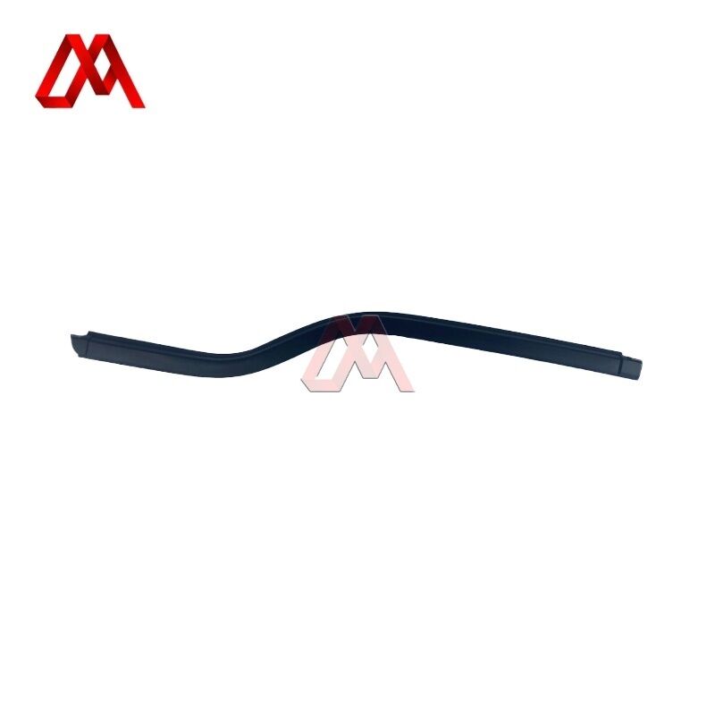 1767380897 1-76738089-7 Front Door Waist Seal Suitable for ISUZU CXZ81 10PE1