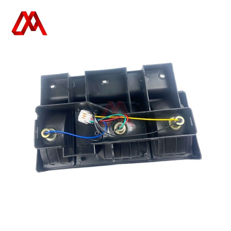 8-97213369-0 8-97213352-0 1-82230208-0 8972133690 8972133520 1822302080 Rear Combination Lamp Assemby for  ISUZU CXZ51K